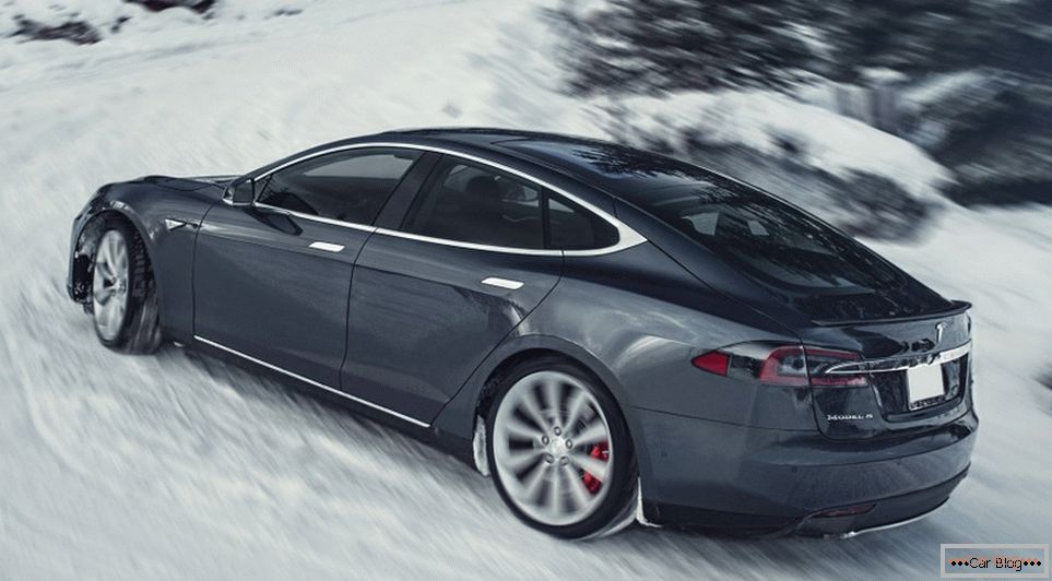 Devedeset hiljada Tesla Model S odgovara proizvođaču