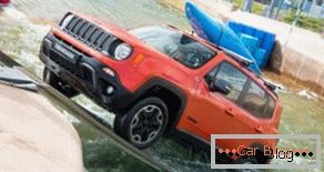 Jeep Renegade učestvuje u raftingu 5