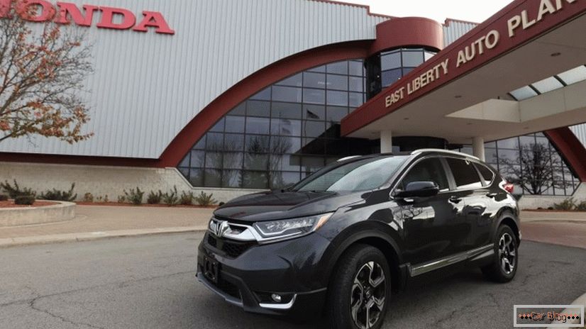 Новопоколенный паркетник Honda CR-V для нашего авторынка начали собирать в Америке