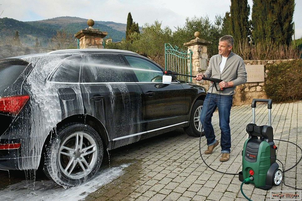 Ručno auto pranje