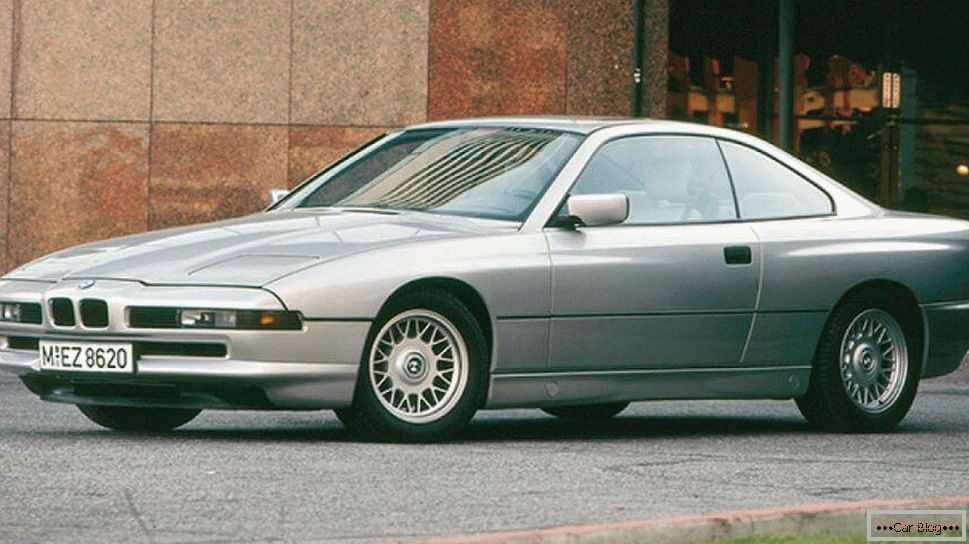 BMW 8 serija 1989