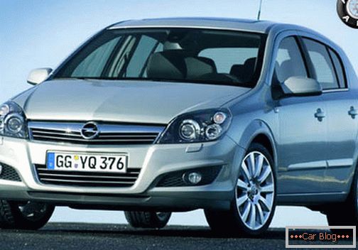 Opel Astra porodično odobrenje